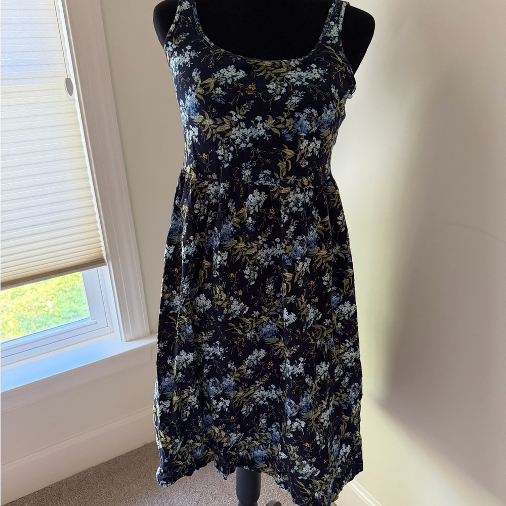 Uniqlo Midi Dress Bra built in with Blue and Green Floral Print